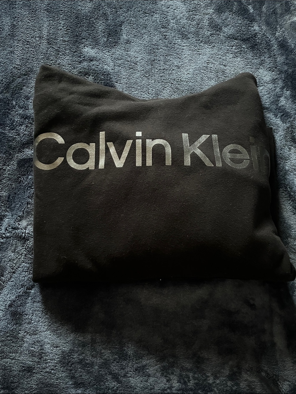 3X Calvin Klein Black Hoodie with black metalic Logo & kangaroo pocket - Picture 6 of 6